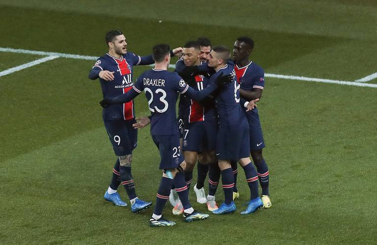 里昂客场大胜，巴黎圣日耳曼陷入泥潭的简单介绍