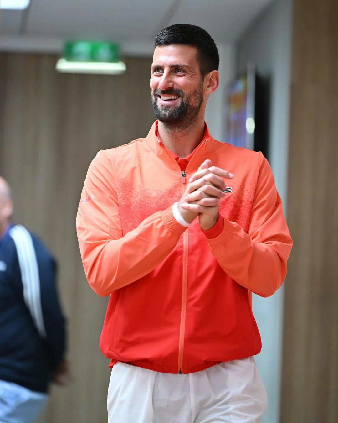 包含日本网球队碾压西班牙网球队，德约科维奇完成帽子戏法的词条