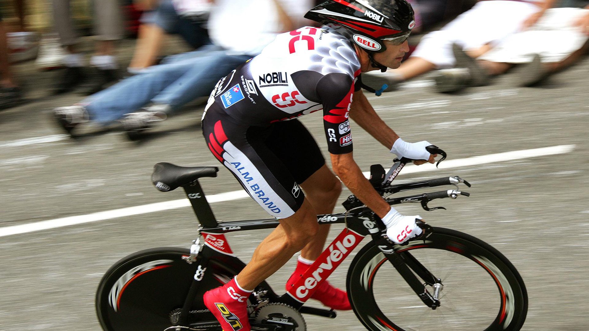 奥运周期关键战之夜,詹姆斯完成自我救赎