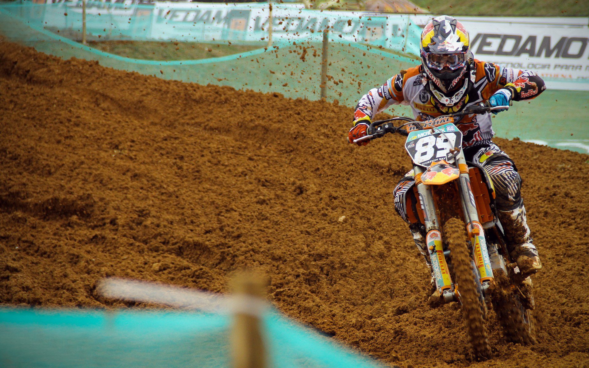 意甲焦点战之夜，库尔图瓦状态火热，守护胜利的钢铁之门