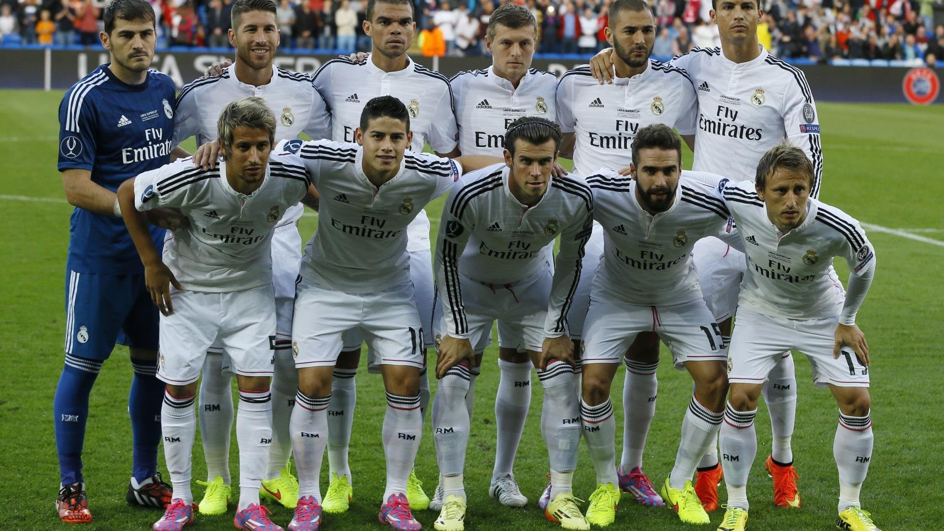 欧冠半决赛之夜，富安健洋个人能力完全展现，亚洲铁闸的巅峰时刻