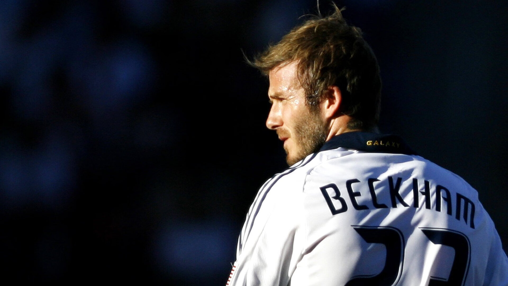 丹麦队险胜韩国队，安赛龙统治全场