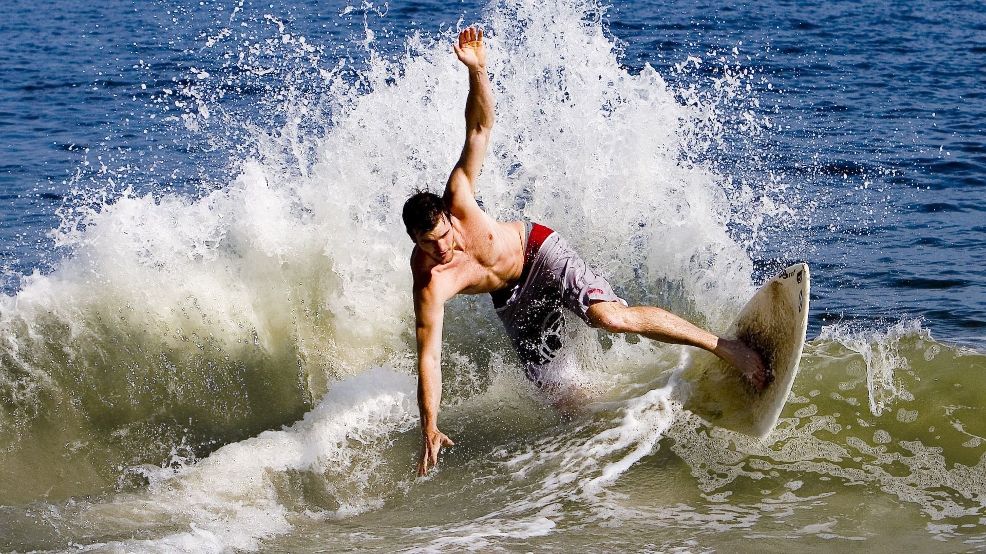 当东方利刃刺穿南美风暴，梅西统治之夜的中国绝杀传奇